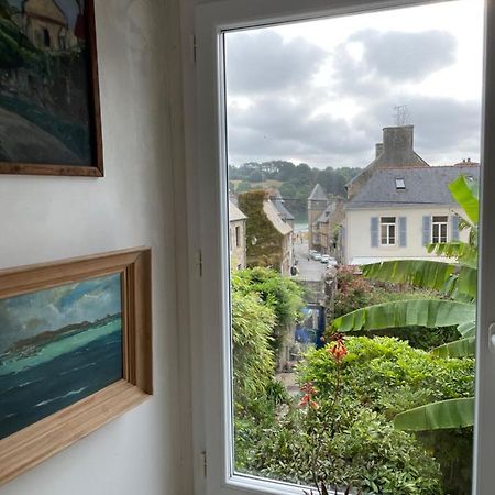 Appartement De 1634 Avec Balcon Au Sud Sur Jardin En Plein Coeur Historique Tréguier Εξωτερικό φωτογραφία