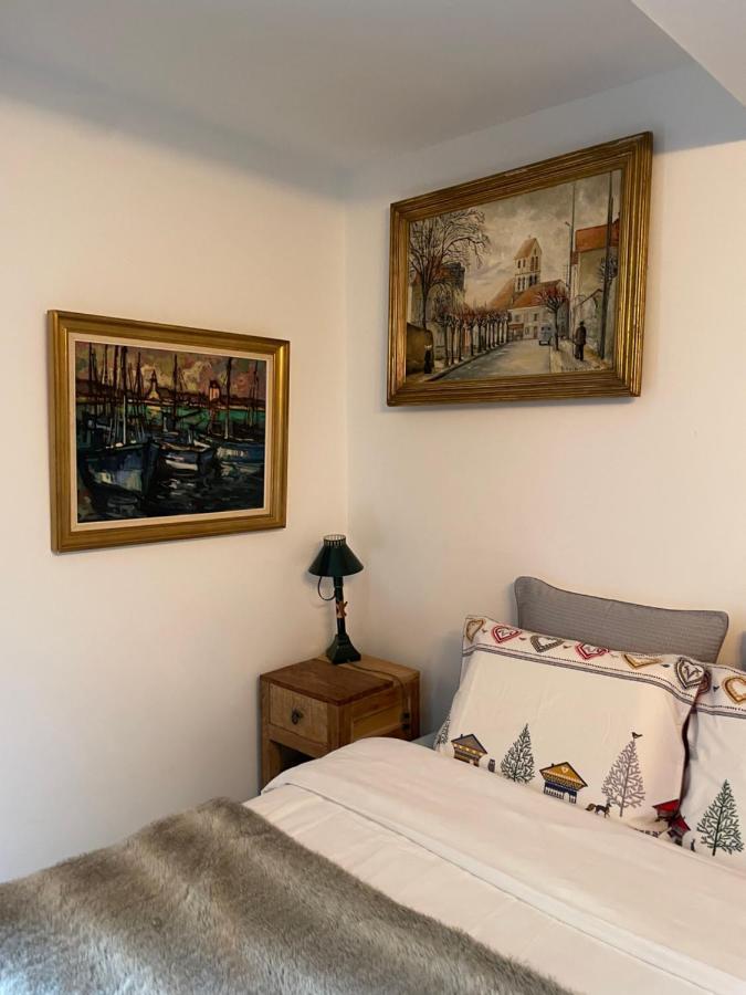 Appartement De 1634 Avec Balcon Au Sud Sur Jardin En Plein Coeur Historique Tréguier Εξωτερικό φωτογραφία